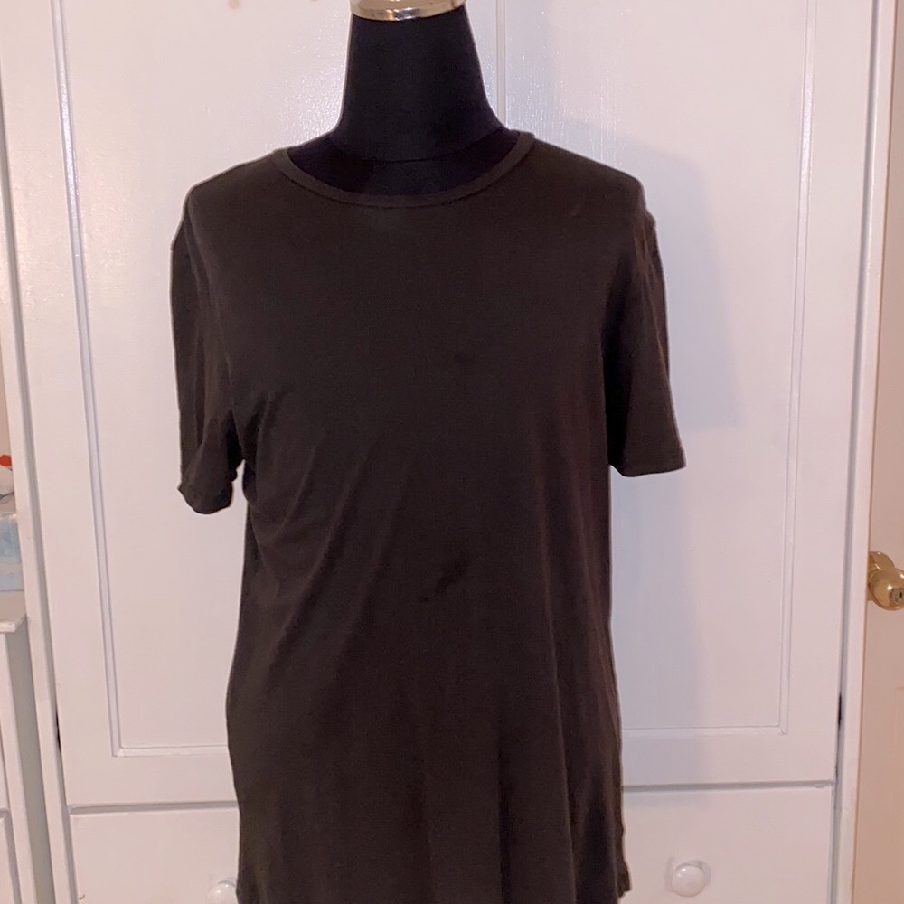 Groceries Apparel Short Sleeve T-Shirt.  NWOT.